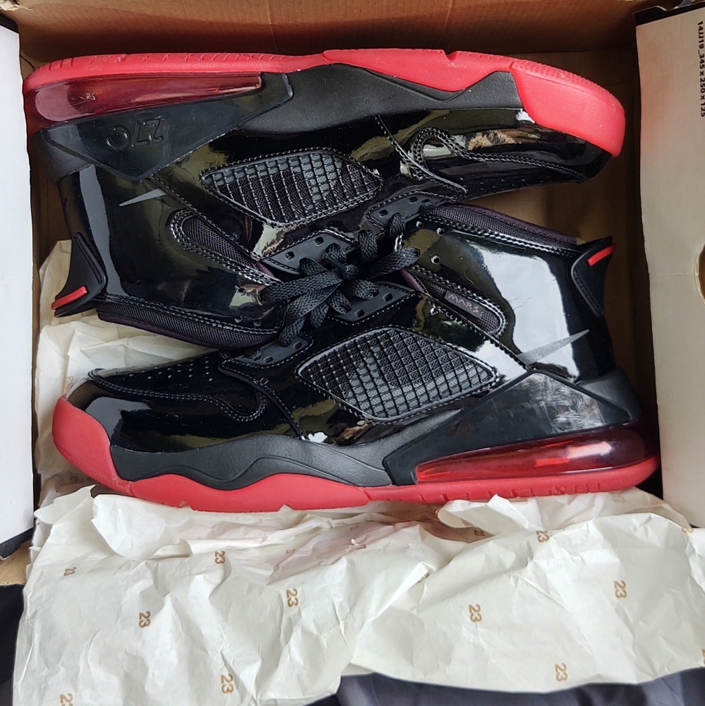 Nike Jordan Bred